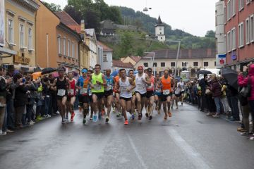 Start beim Brucker Businesslauf 2016