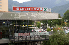 Der Eurospar sowohl mit dem Bistro als auch mit dem Lebensmittelgeschäft